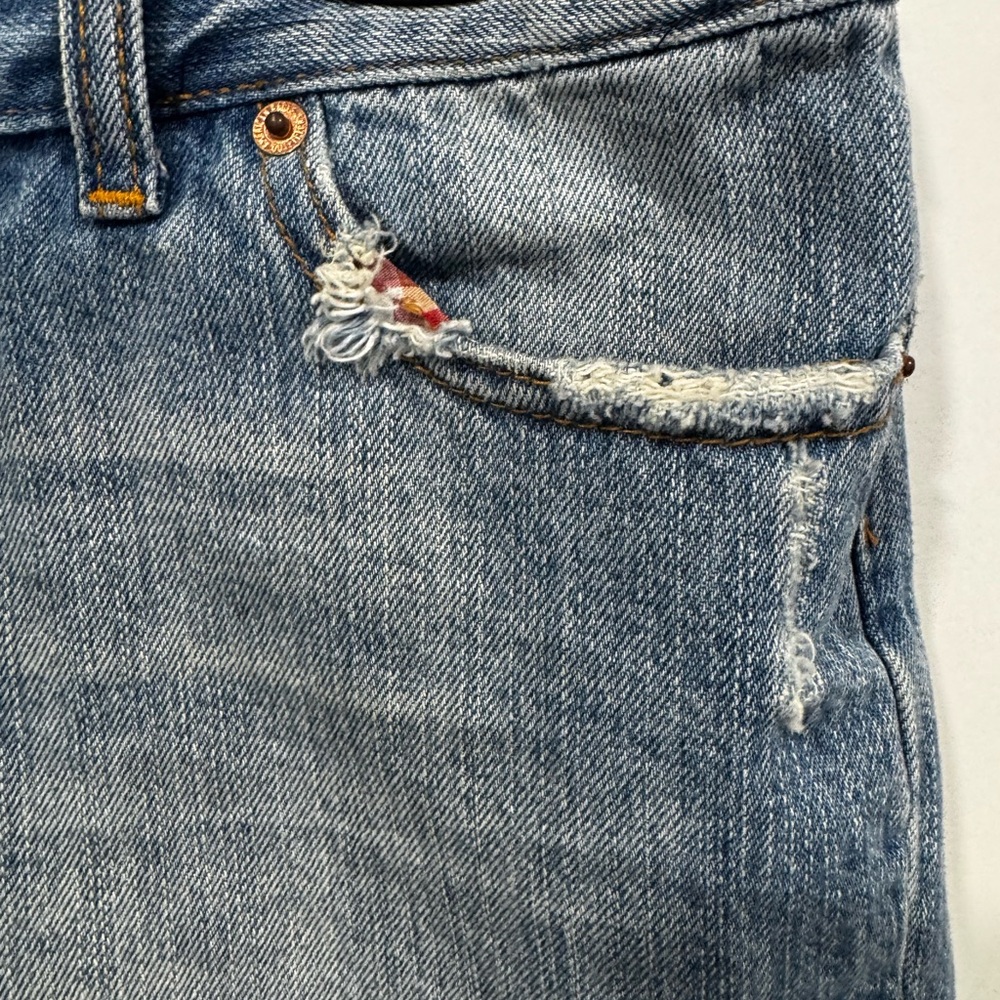 American Eagle Distressed Bermuda Jean Shorts Women’s Size 2 Denim - Picture 3 of 9